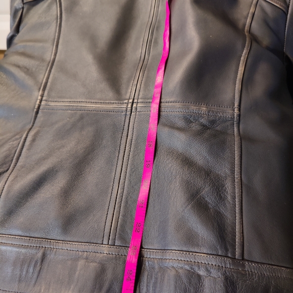 Genuine leather Jacket - Picture 7 of 10